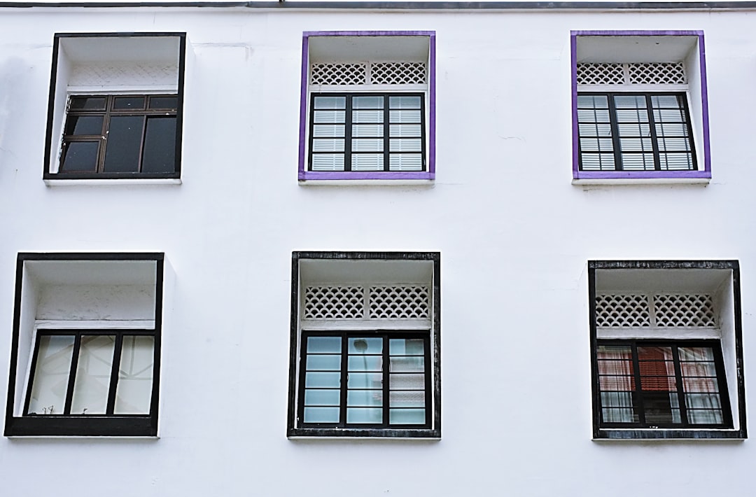 commercial window tinting installation  